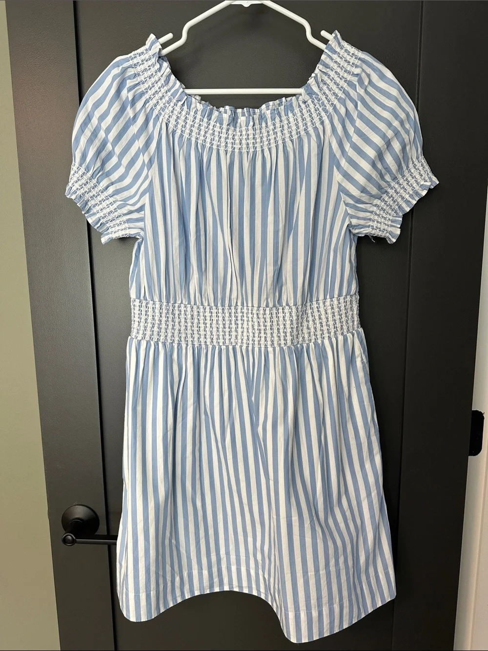 J.Crew Smocked Puff-sleeve Cotton Poplin Dress in Stripe